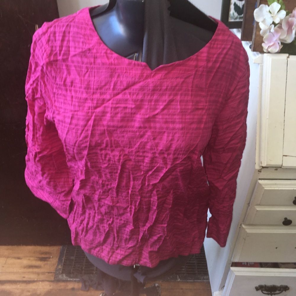 Habitat bright pink flowy M blouse